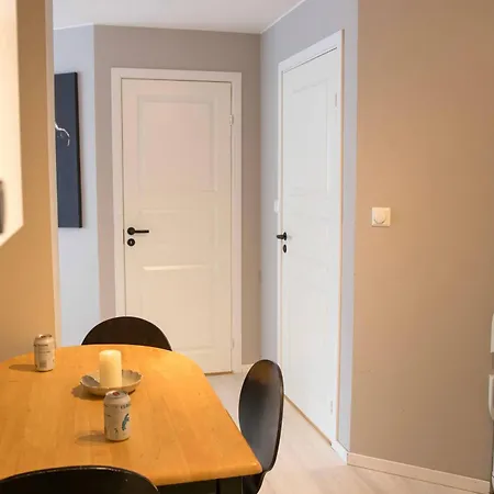 Practical 3-beds In Apartment