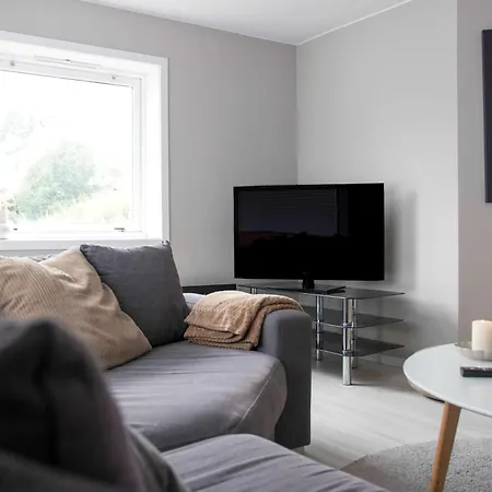 Practical 3-beds In Apartament